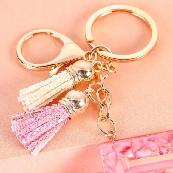 3/$25❗️Boho Letter “E” Charm keychain - Picture 2 of 3